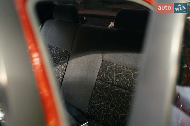 Седан Daewoo Lanos 2004 в Хмельницком