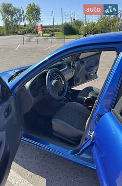 Седан Daewoo Lanos 2008 в 