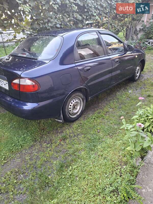 Седан Daewoo Lanos 2006 в Ужгороде