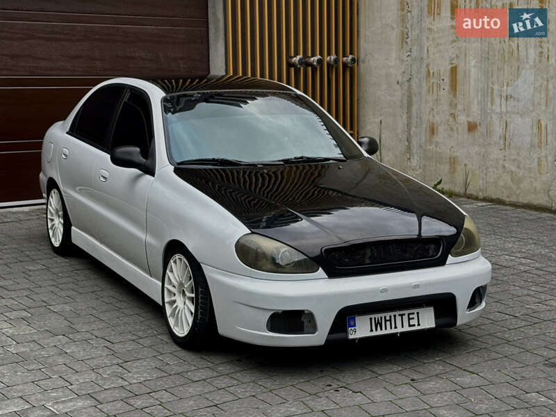 Седан Daewoo Lanos 2003 в Львові