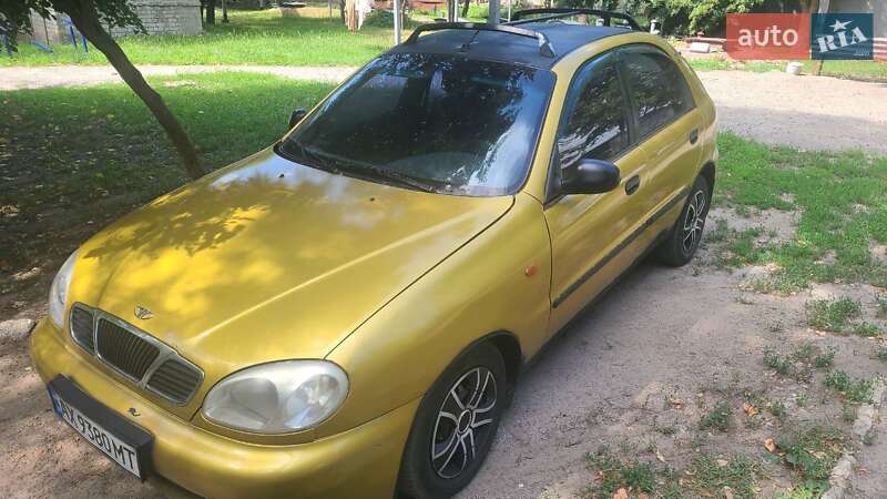 Седан Daewoo Lanos 2002 в Харкові
