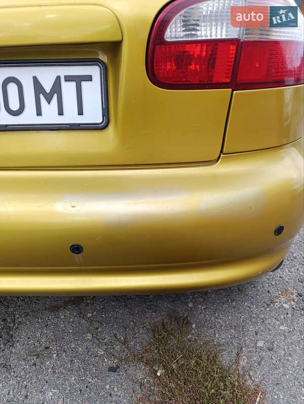 Седан Daewoo Lanos 2002 в Харкові