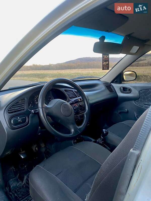 Седан Daewoo Lanos 2003 в Болехове