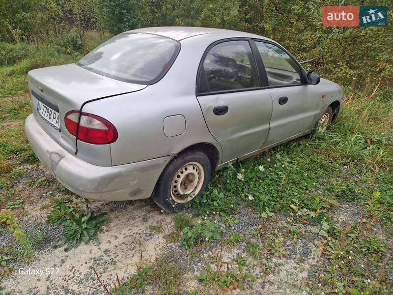 Седан Daewoo Lanos 2004 в Житомире