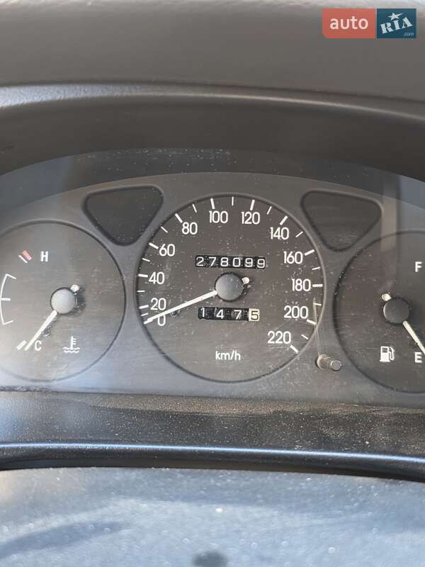 Седан Daewoo Lanos 2004 в Тернополе