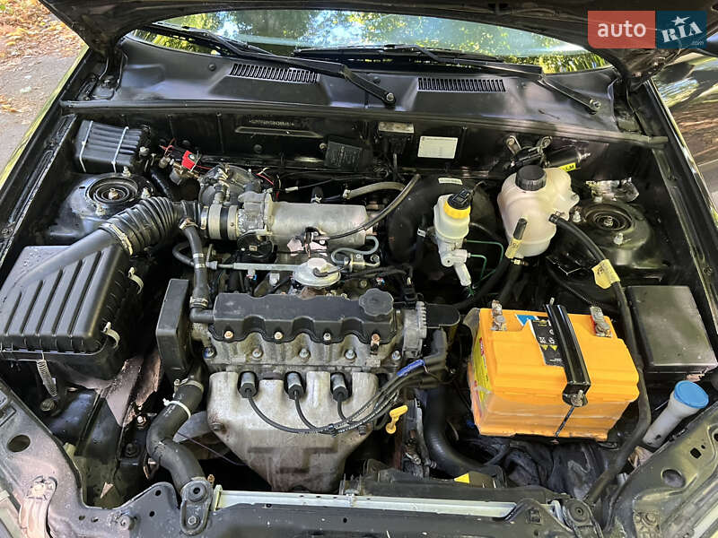 Седан Daewoo Lanos 2008 в Казатине
