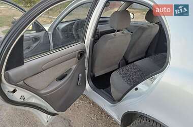 Седан Daewoo Lanos 2011 в 