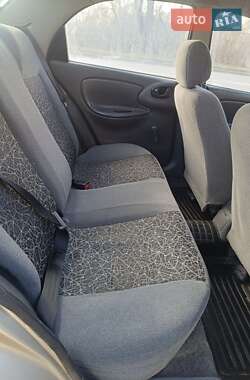 Седан Daewoo Lanos 2011 в 