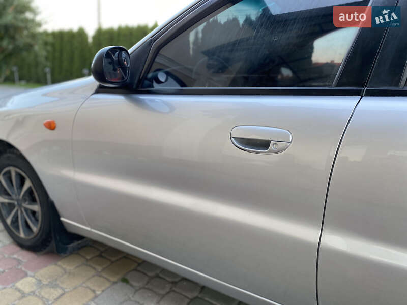 Седан Daewoo Lanos 2006 в Дунаевцах