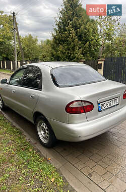 Седан Daewoo Lanos 1998 в 