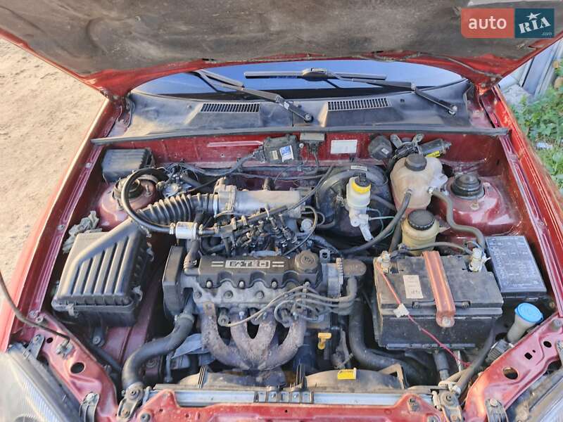Седан Daewoo Lanos 2006 в Славуте
