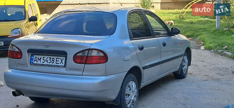 Седан Daewoo Lanos 2004 в 