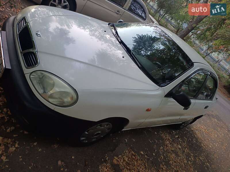 Седан Daewoo Lanos 1998 в Никополе