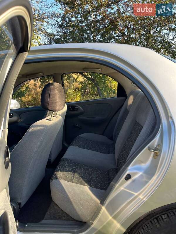 Седан Daewoo Lanos 2006 в Ивано-Франковске