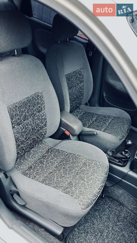 Седан Daewoo Lanos 2007 в Ровно