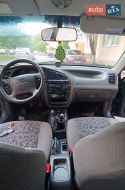 Седан Daewoo Lanos 2003 в 