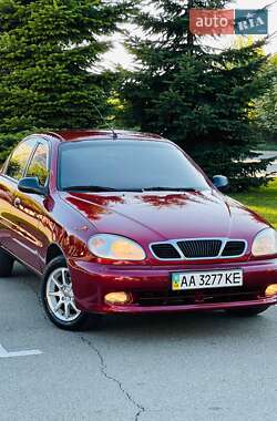 Седан Daewoo Lanos 2006 в Києві