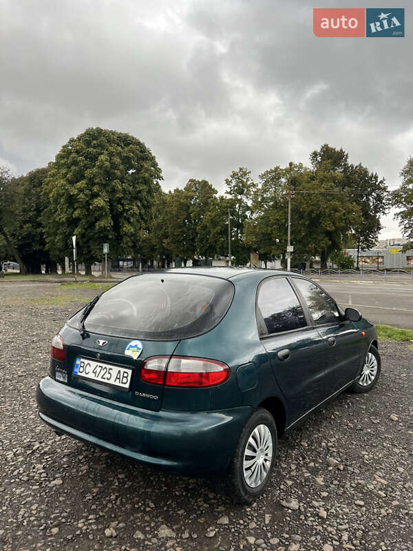 Хэтчбек Daewoo Lanos 2004 в Нововолынске