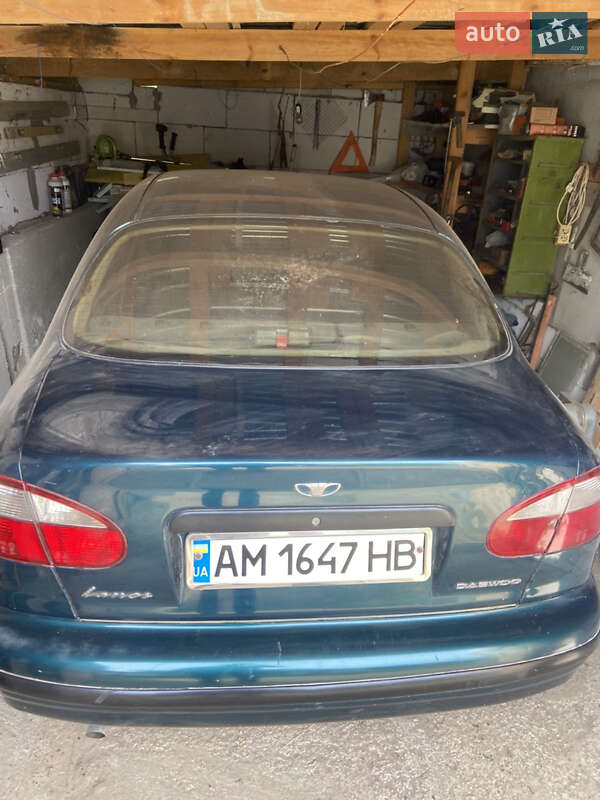 Седан Daewoo Lanos 2004 в Житомире