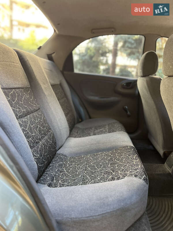 Седан Daewoo Lanos 2006 в Одессе