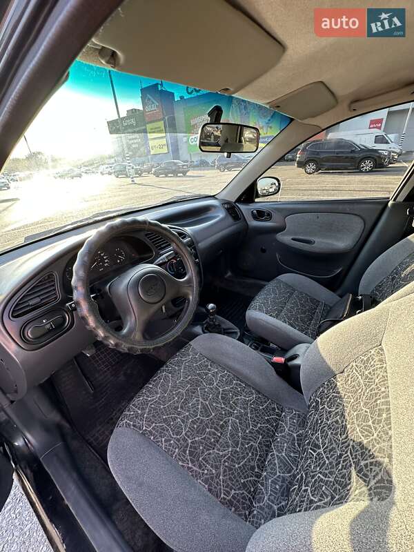 Седан Daewoo Lanos 2008 в Дніпрі