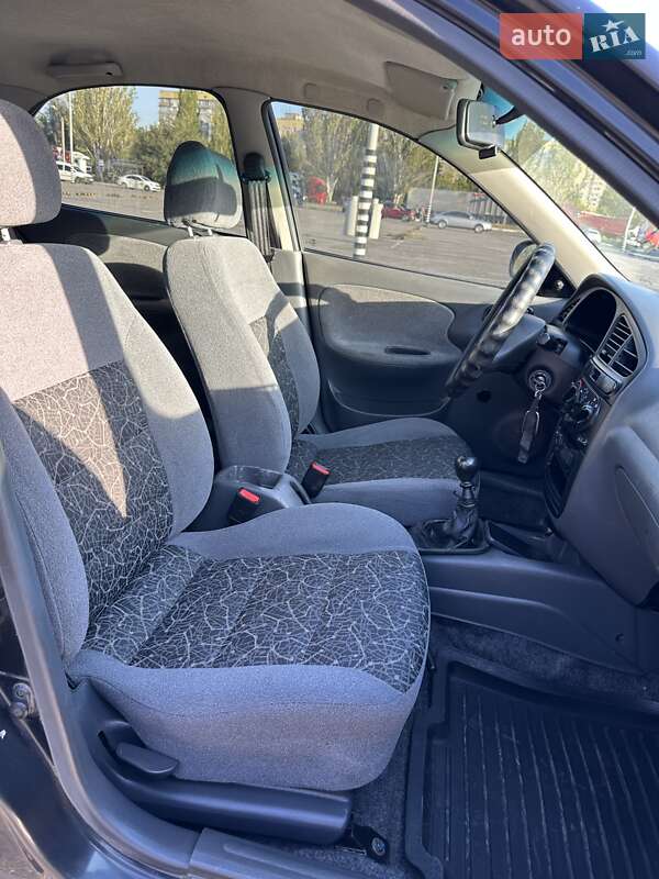 Седан Daewoo Lanos 2008 в Дніпрі