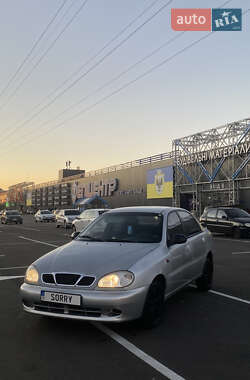 Седан Daewoo Lanos 2002 в Чернигове