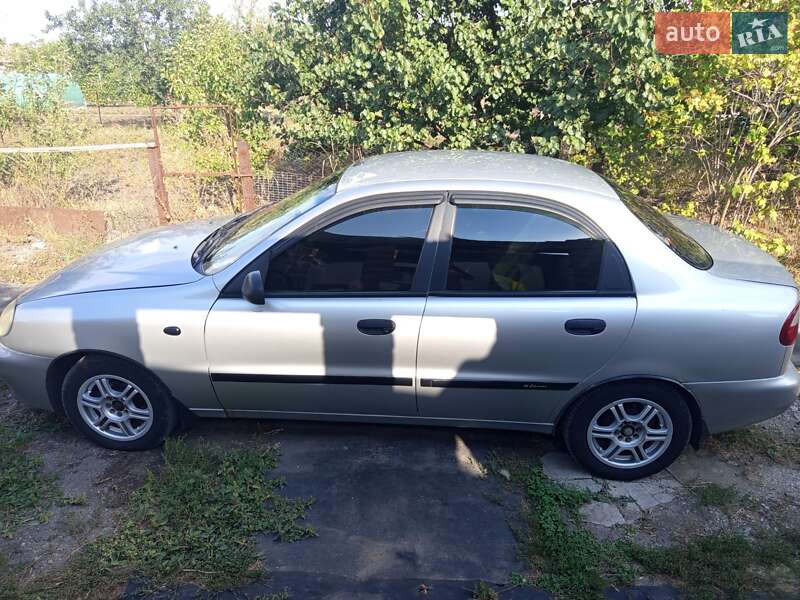 Седан Daewoo Lanos 2007 в П'ятихатках
