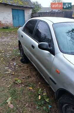 Седан Daewoo Lanos 1998 в 