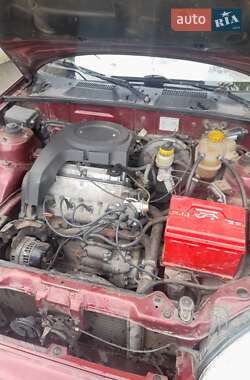 Седан Daewoo Lanos 2001 в 