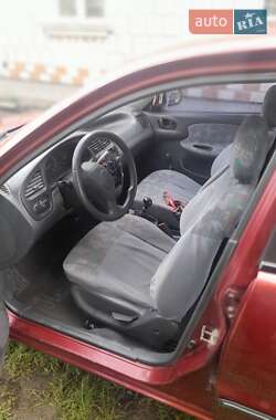 Седан Daewoo Lanos 2001 в 