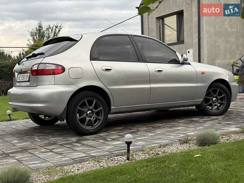 Хетчбек Daewoo Lanos 2007 в Дніпрі