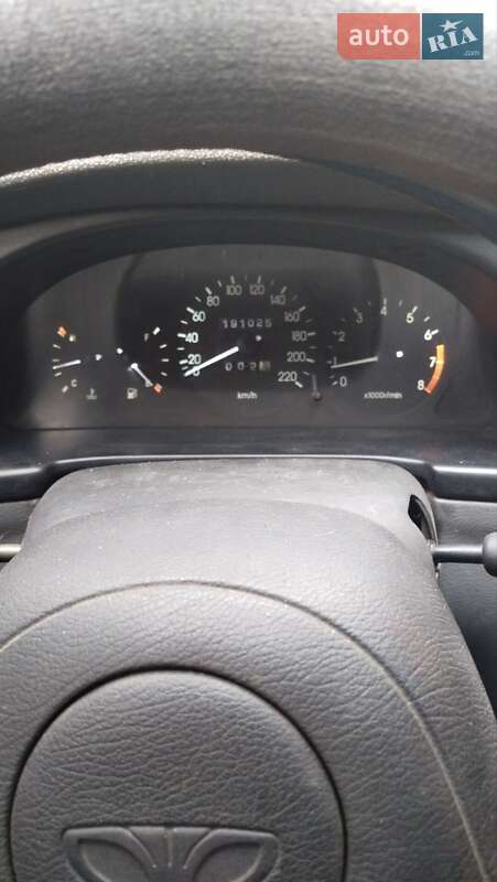 Седан Daewoo Lanos 2004 в Первомайську