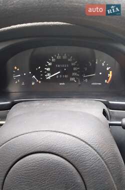 Седан Daewoo Lanos 2004 в 