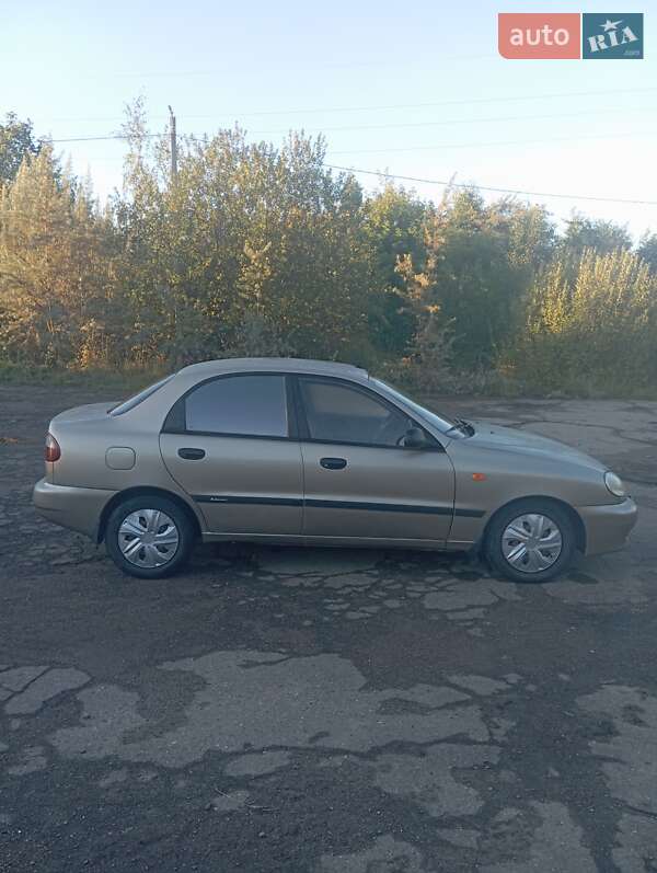 Седан Daewoo Lanos 2008 в Львові