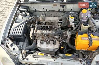 Седан Daewoo Lanos 2004 в 