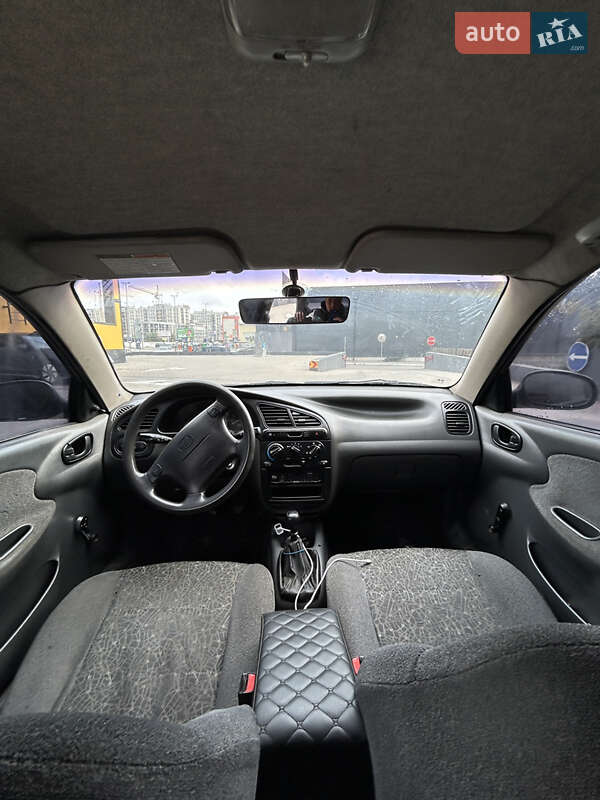 Седан Daewoo Lanos 2006 в Києві