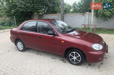 Седан Daewoo Lanos 2011 в 
