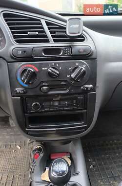 Седан Daewoo Lanos 2003 в 