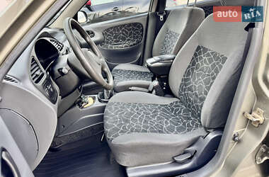 Хетчбек Daewoo Lanos 2004 в 