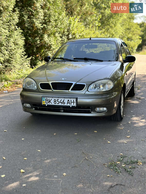 Седан Daewoo Lanos 2004 в 