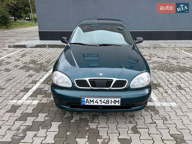 Седан Daewoo Lanos 2002 в Хмельницком
