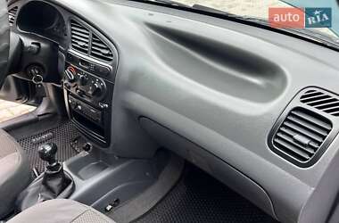 Седан Daewoo Lanos 2002 в 