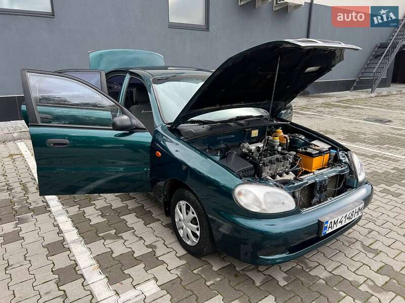 Седан Daewoo Lanos 2002 в Хмельницком