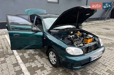Седан Daewoo Lanos 2002 в 