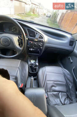 Седан Daewoo Lanos 2002 в 