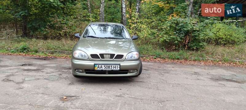 Седан Daewoo Lanos 2004 в 