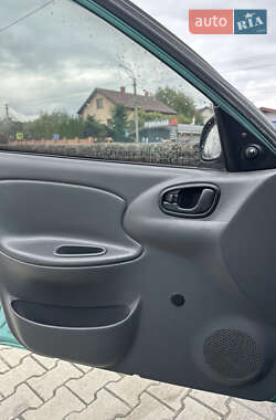 Седан Daewoo Lanos 1999 в 