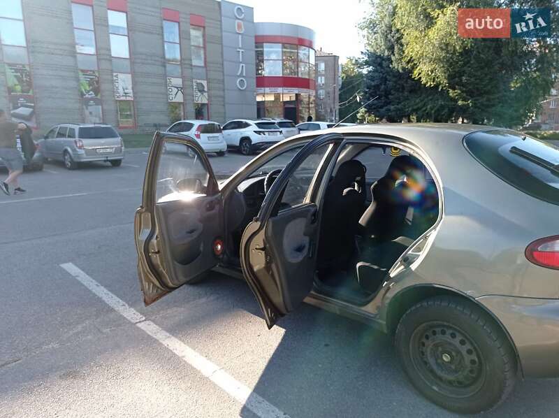 Хэтчбек Daewoo Lanos 2006 в Днепре