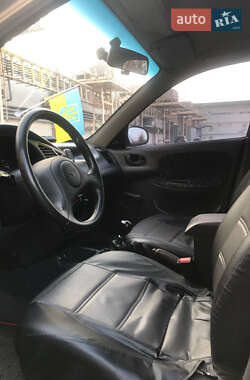 Седан Daewoo Lanos 2002 в 